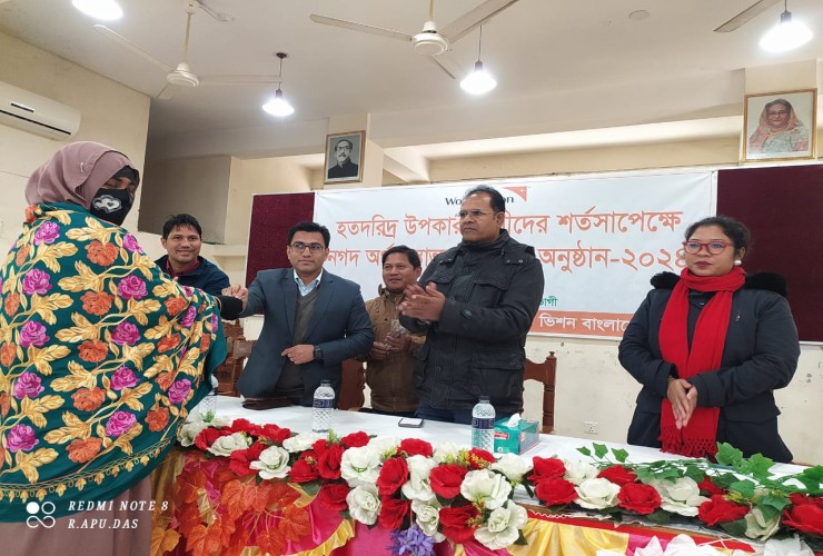 গোদাগাড়ীতে হতদরিদ্র উপকারভোগীদরে নগদ র্অথ  প্রদান
